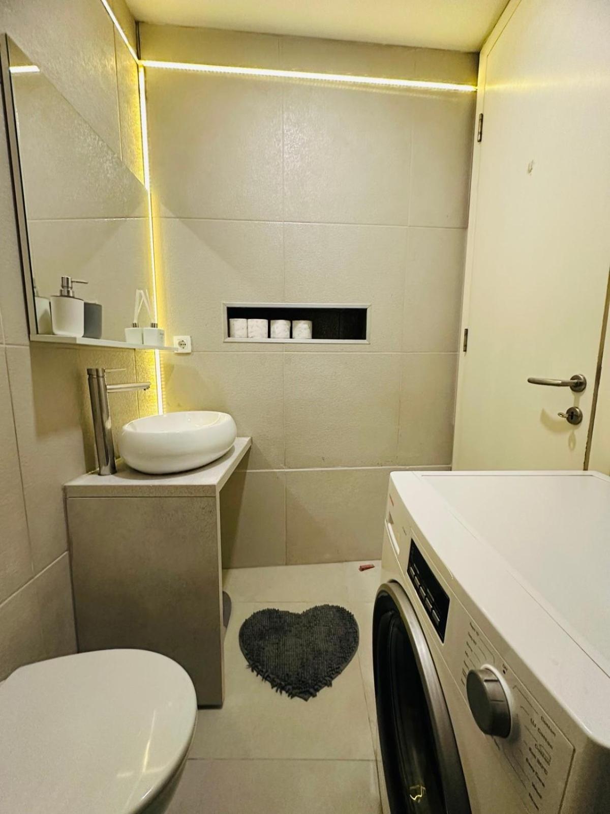 Relax Exclusive Apartment Free Public Parking Сараево Экстерьер фото